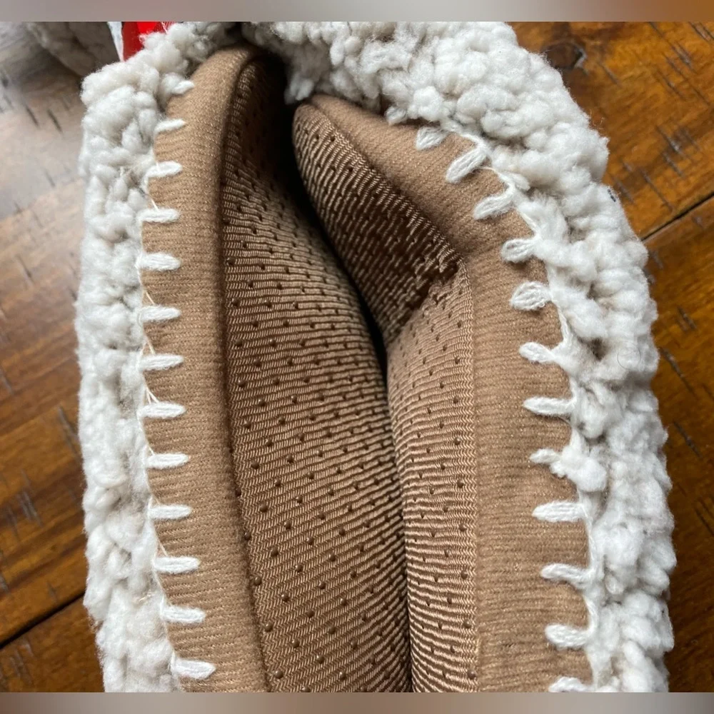 •NEW•Muk Luks Kids Cozy Sherpa Slipper Sock- IVORY BUFFALO